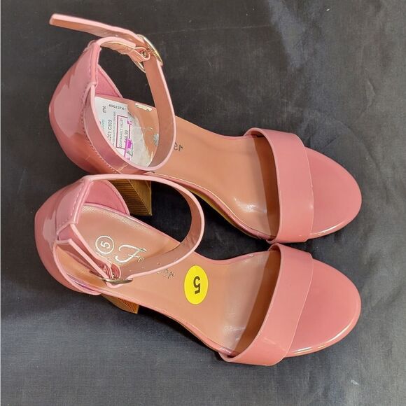 BRAND NEW FOREVER BLOCK ADJUSTABLE BUCKLE ANKLE STRAP OPEN TOE WOMEN"S SANDAL - Picture 4 of 14